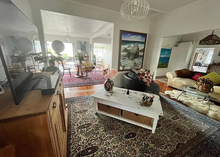 Unique City Bungalow